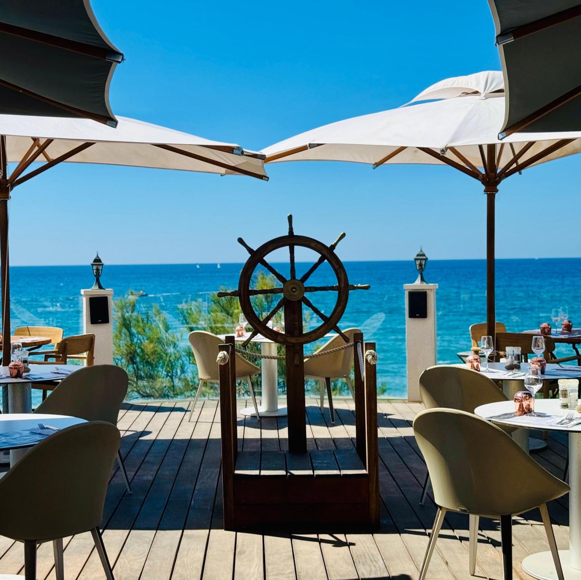 Grand Hotel Des Sablettes Plage, Curio Collection By Hilton La Seyne-sur-Mer Kültér fotó