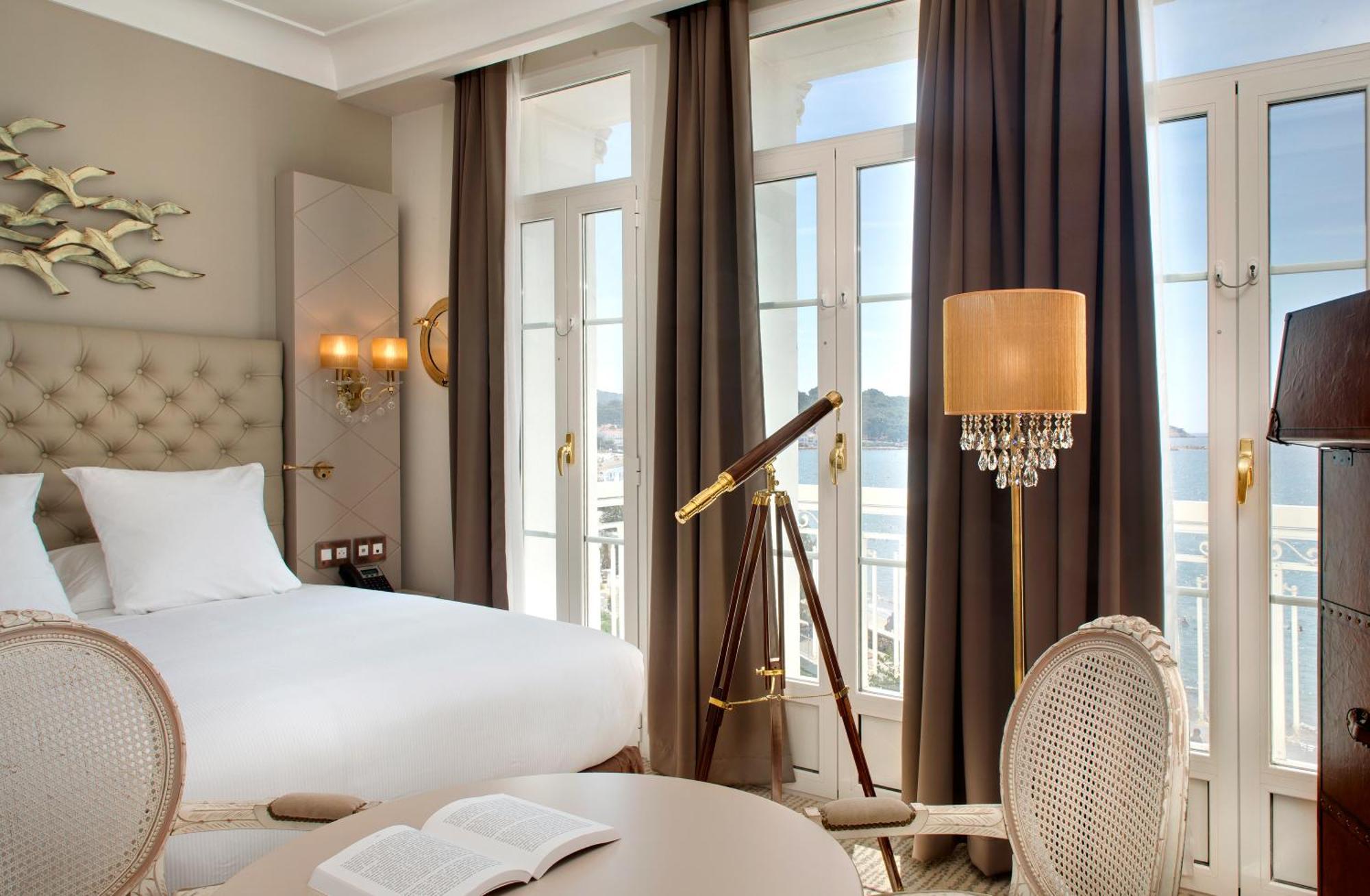 Grand Hotel Des Sablettes Plage, Curio Collection By Hilton La Seyne-sur-Mer Kültér fotó